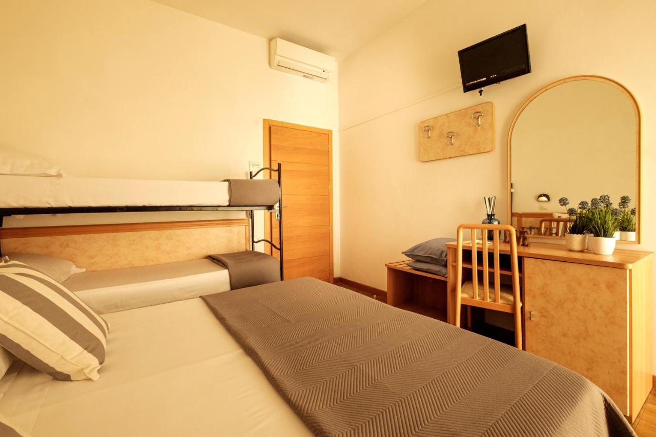Hotel Oceanic Rimini Zewnętrze zdjęcie