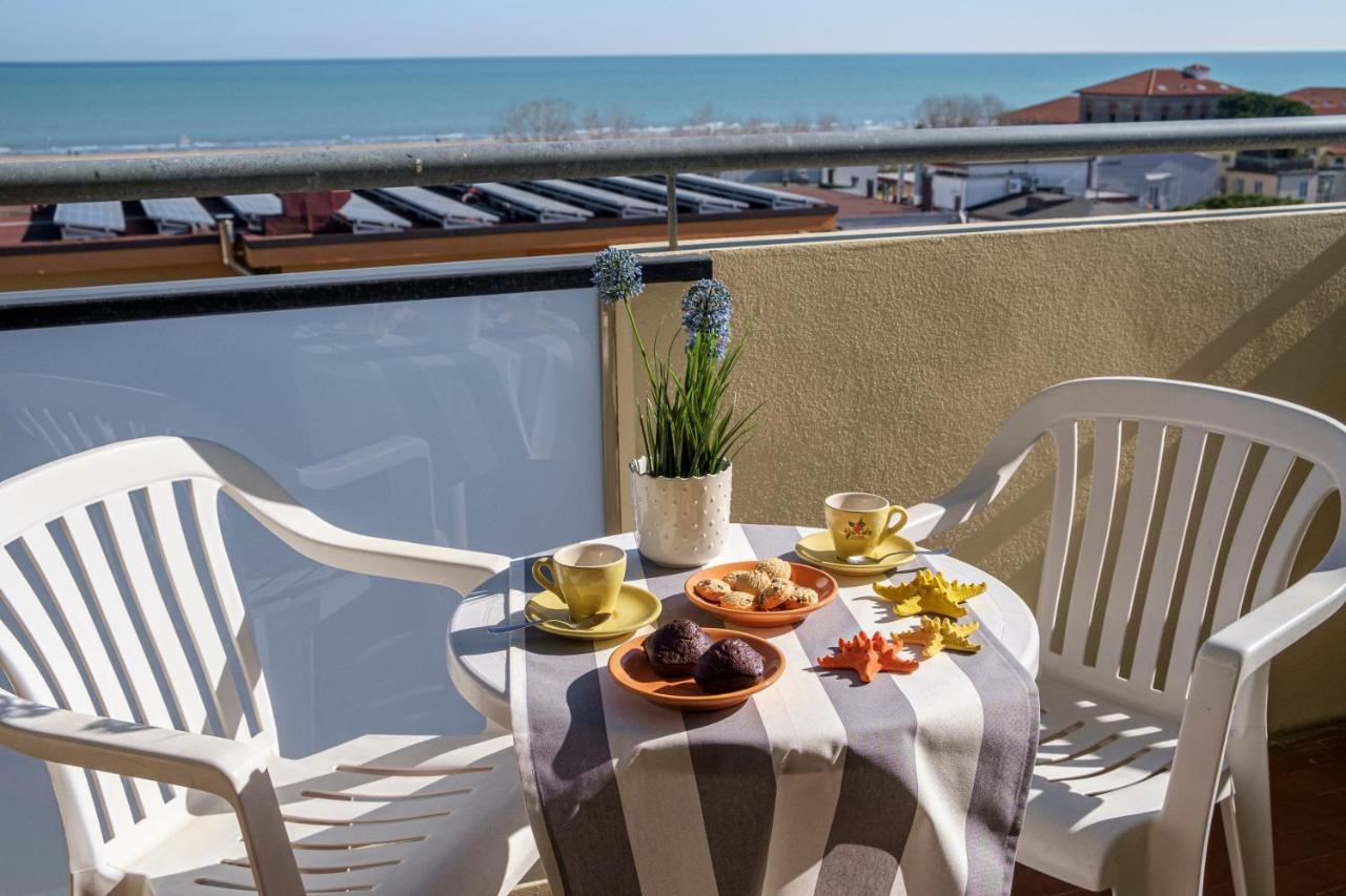 Hotel Oceanic Rimini Zewnętrze zdjęcie